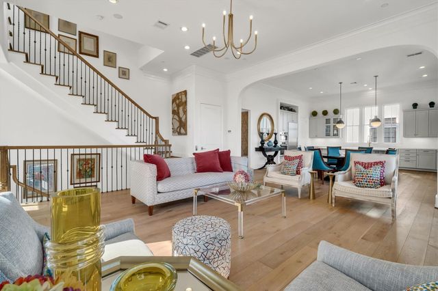 1216 Mosaico Lane, Houston, TX 77055