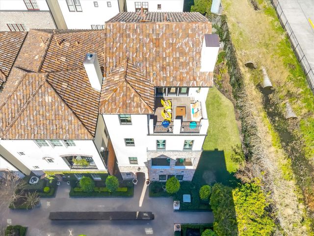 1216 Mosaico Lane, Houston, TX 77055