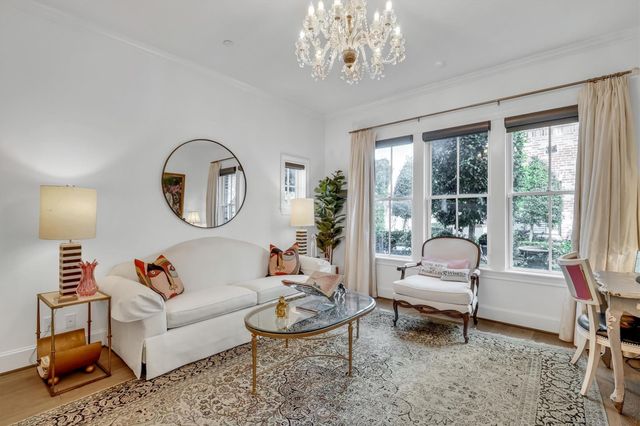 1216 Mosaico Lane, Houston, TX 77055