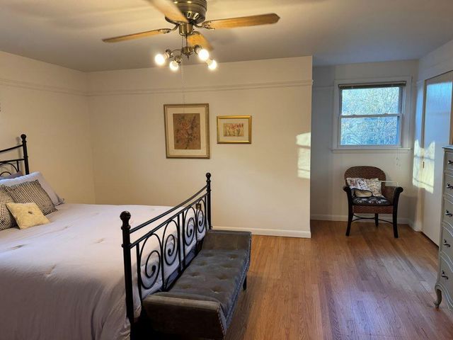 190 Debbie DRIVE, Waukesha, WI 53189