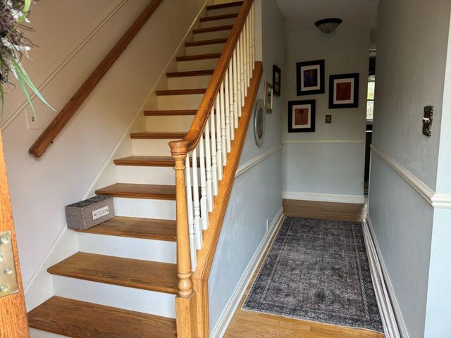 190 Debbie DRIVE, Waukesha, WI 53189