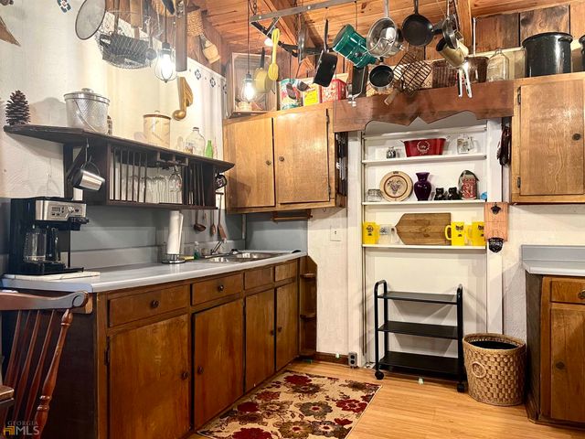 113 Ber Weg, Helen, GA 30545