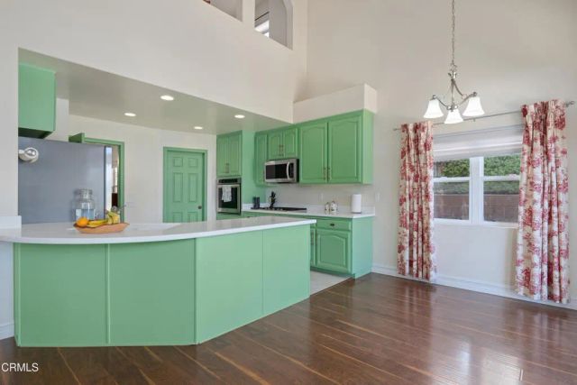 815 Vista Grande Drive, Santa Paula, CA 93060