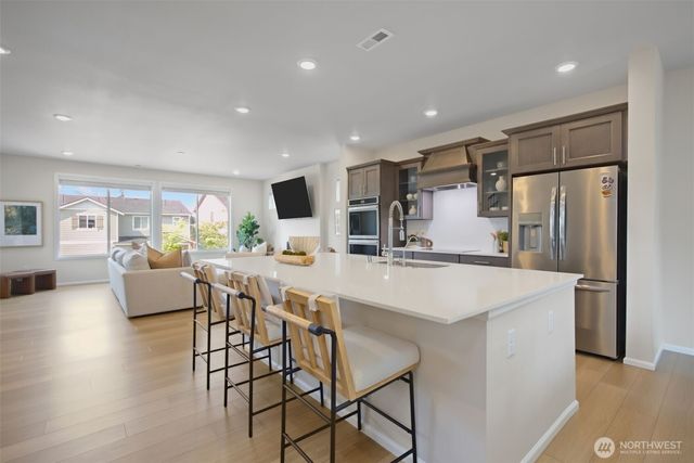 6020 135th Place SW, Edmonds, WA 98026