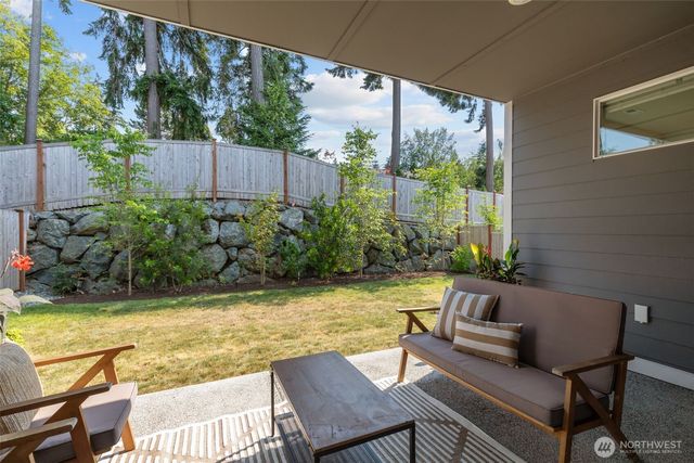 6020 135th Place SW, Edmonds, WA 98026