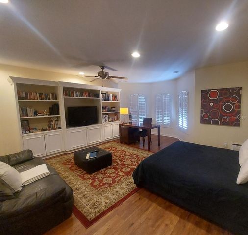 9820 GRETNA GREEN DRIVE, Tampa, FL 33626