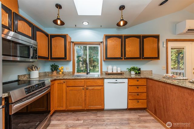 38 Brighton Avenue, Port Hadlock, WA 98339