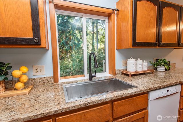 38 Brighton Avenue, Port Hadlock, WA 98339