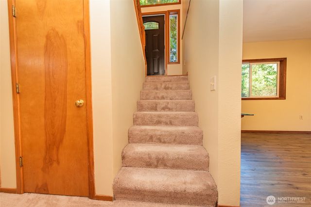 38 Brighton Avenue, Port Hadlock, WA 98339