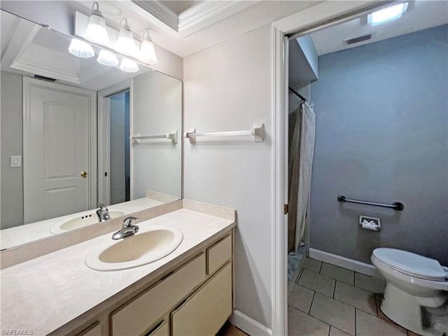 4530 SW 10th AVE # 202, Cape Coral, FL 33914