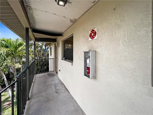 4530 SW 10th AVE # 202, Cape Coral, FL 33914