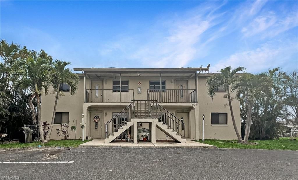 4530 SW 10th AVE # 202, Cape Coral, FL 33914