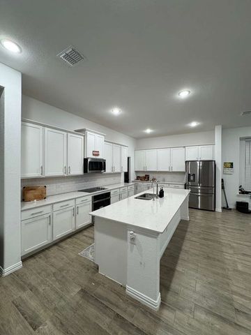 217 Cherryvale Lane, Princeton, TX 75407