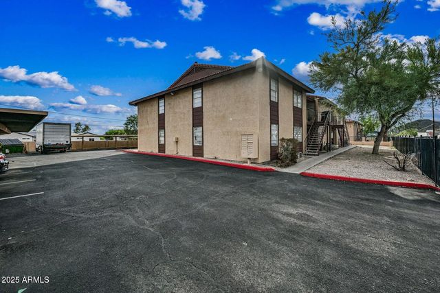 725 E VOGEL Avenue 203, Phoenix, AZ 85020