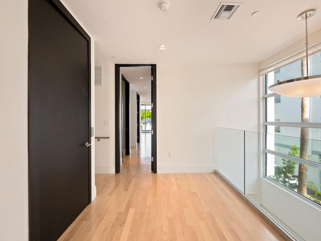 215 Hendricks Isle, Fort Lauderdale, FL 33301