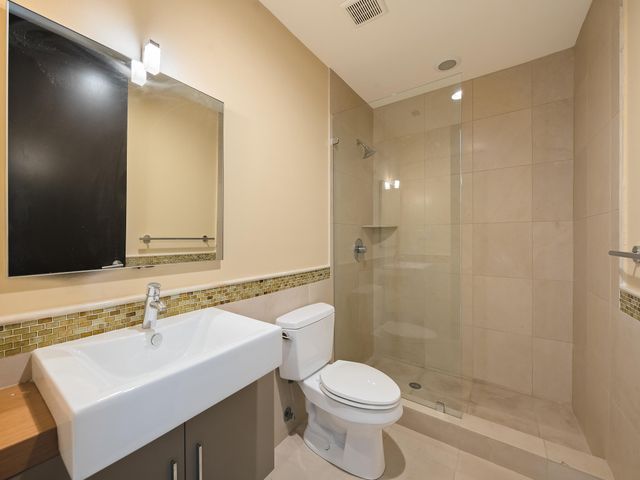 215 Hendricks Isle, Fort Lauderdale, FL 33301