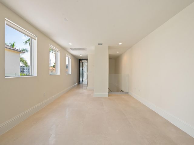 215 Hendricks Isle, Fort Lauderdale, FL 33301