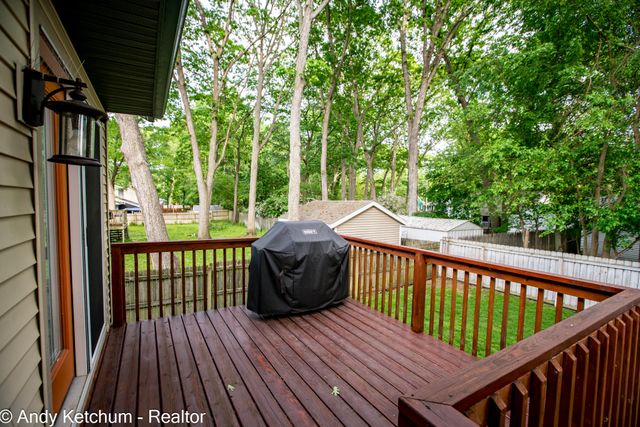 404 3rd Avenue, Holland, MI 49424