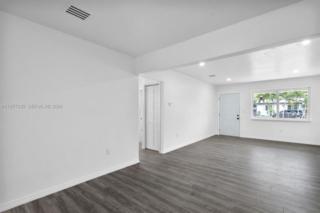 1061 NW 108 ter, Miami, FL 33168