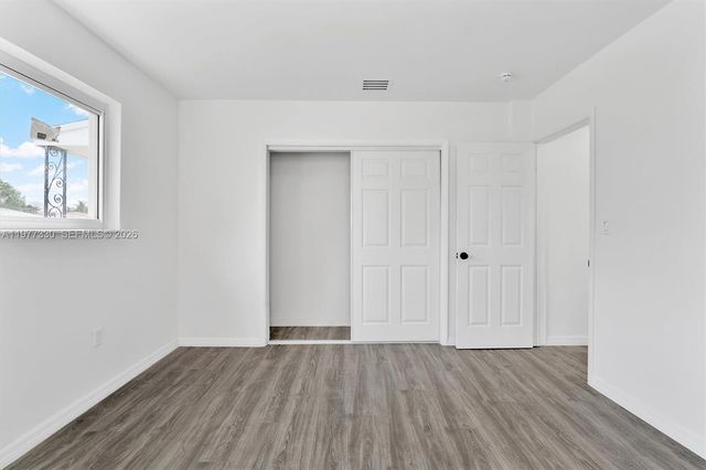 1061 NW 108 ter, Miami, FL 33168