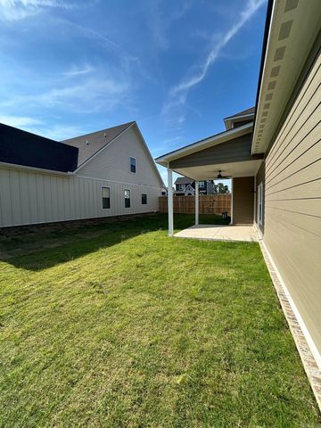 107 Legacy Way, Ward, AR 72176