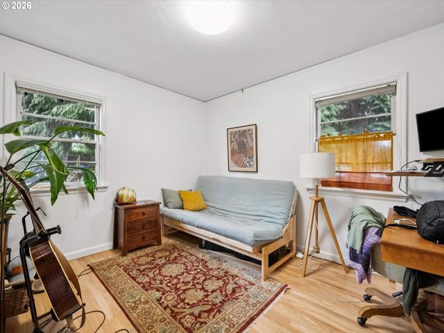 2331 Se 70TH Ave, Portland, OR 97215