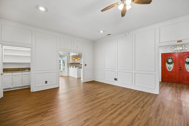 1405 Sun Valley Drive, Garland, TX 75043