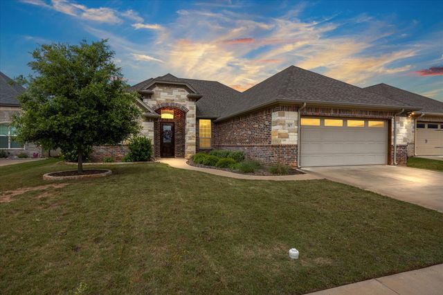 317 Paddle Boat Drive, Granbury, TX 76049