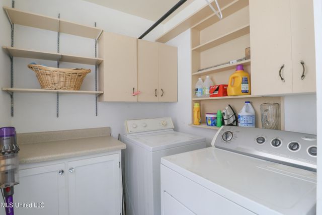 145 Saint Francis Street, Biloxi, MS 39530