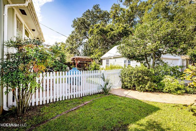 145 Saint Francis Street, Biloxi, MS 39530