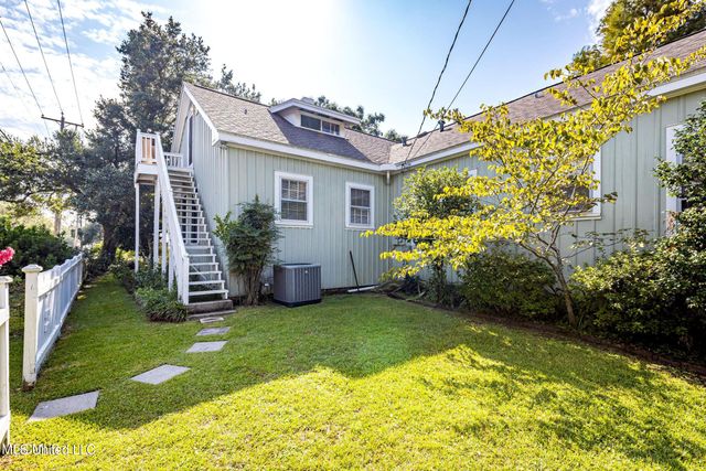 145 Saint Francis Street, Biloxi, MS 39530