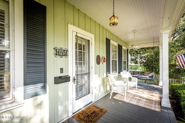 145 Saint Francis Street, Biloxi, MS 39530