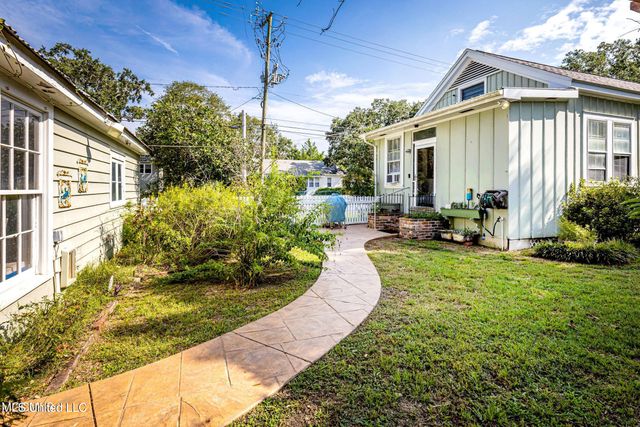 145 Saint Francis Street, Biloxi, MS 39530