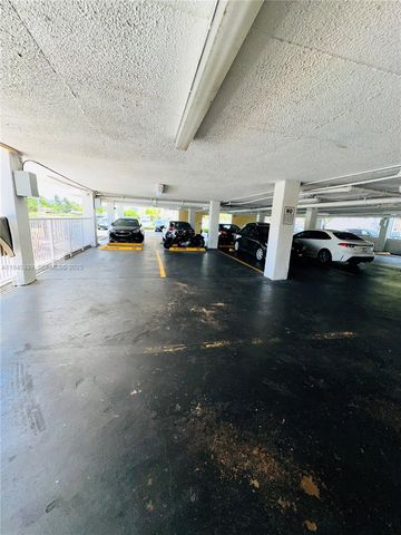 2020 NE 135th Street 807, North Miami, FL 33181