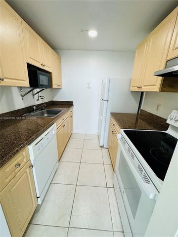 2020 NE 135th Street 807, North Miami, FL 33181