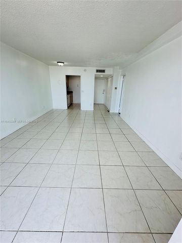 2020 NE 135th Street 807, North Miami, FL 33181