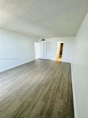 2020 NE 135th Street 807, North Miami, FL 33181