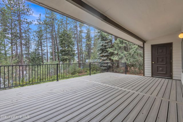 3010 E RIVERCREST DR, Post Falls, ID 83854