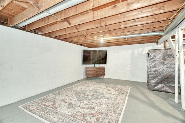 665 Regina Drive, Webster, NY 14580