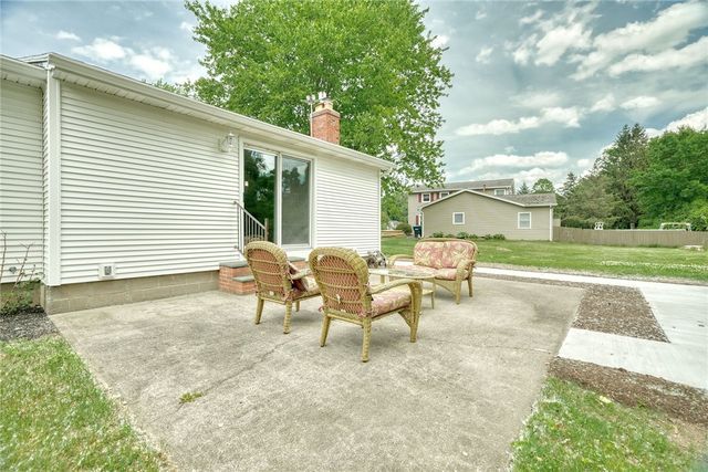 665 Regina Drive, Webster, NY 14580