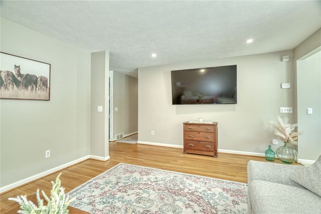 665 Regina Drive, Webster, NY 14580