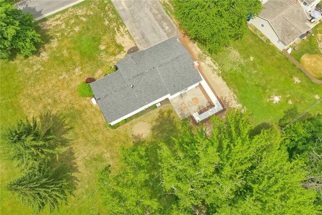 665 Regina Drive, Webster, NY 14580
