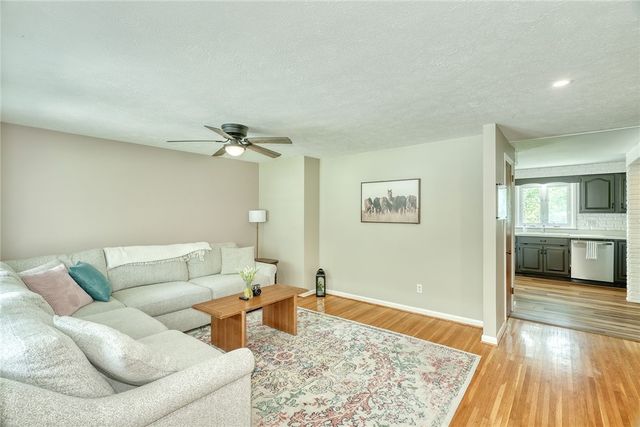 665 Regina Drive, Webster, NY 14580