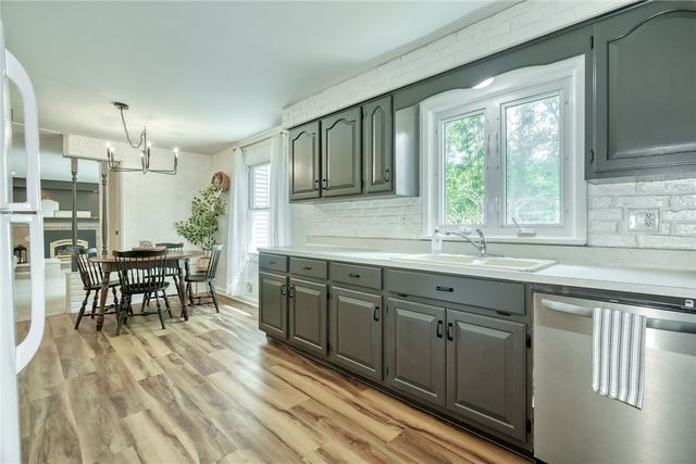 665 Regina Drive, Webster, NY 14580