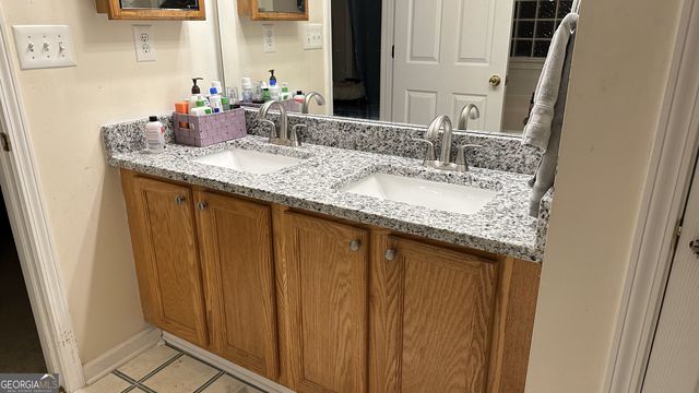 2 Mill Ridge Place, Newnan, GA 30263