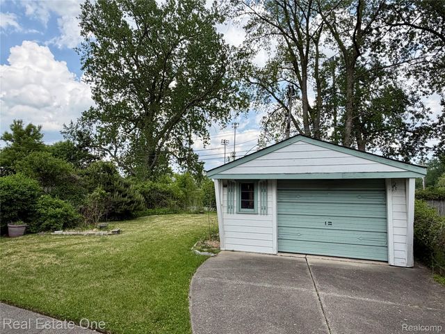 12294 Nathaline Street, Redford Charter Township, MI 48239