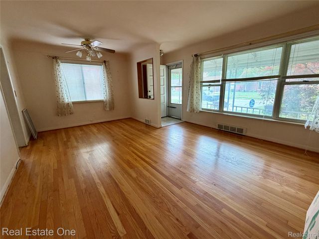 12294 Nathaline Street, Redford Charter Township, MI 48239