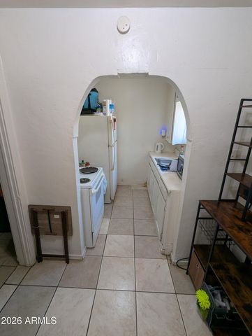 906 E FAIRMOUNT Avenue 3, Phoenix, AZ 85014