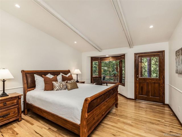 68 Sherwood Ln, Blue River, CO 80424
