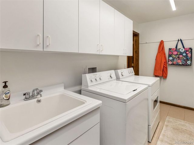 68 Sherwood Ln, Blue River, CO 80424